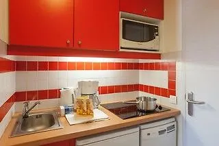 Residence Plagne Lauze La Plagne 0*,  France